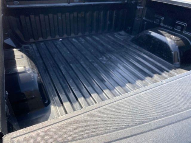 Chevrolet Silverado 1500 LT Crew Cab 4WD 2025