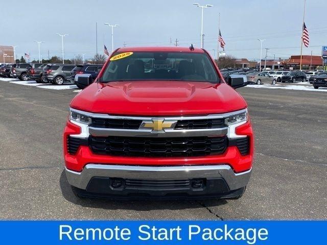 Chevrolet Silverado 1500 LT Crew Cab 4WD 2025