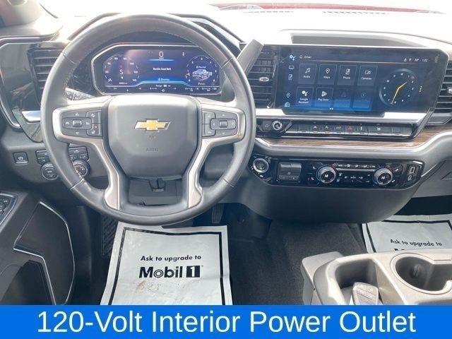 Chevrolet Silverado 1500 LT Crew Cab 4WD 2025