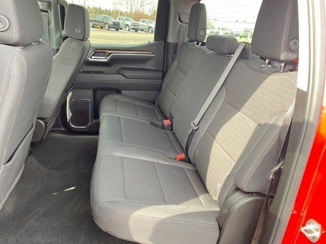 Chevrolet Silverado 1500 LT Crew Cab 4WD 2025