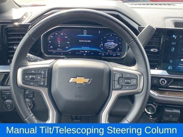 Chevrolet Silverado 1500 LT Crew Cab 4WD 2025