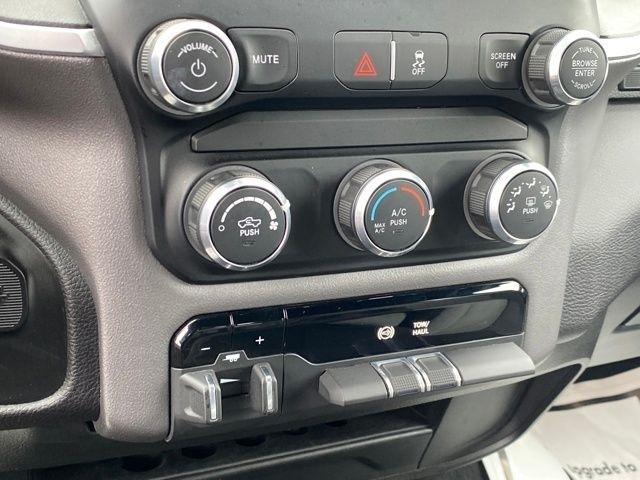 RAM 2500 Tradesman Crew Cab SWB 4WD 2024