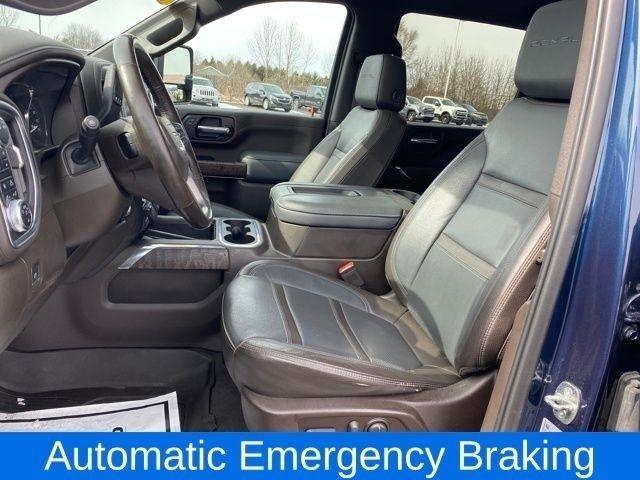 GMC Sierra 2500HD Denali Crew Cab 4WD SB 2022