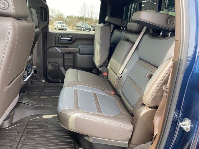 GMC Sierra 2500HD Denali Crew Cab 4WD SB 2022