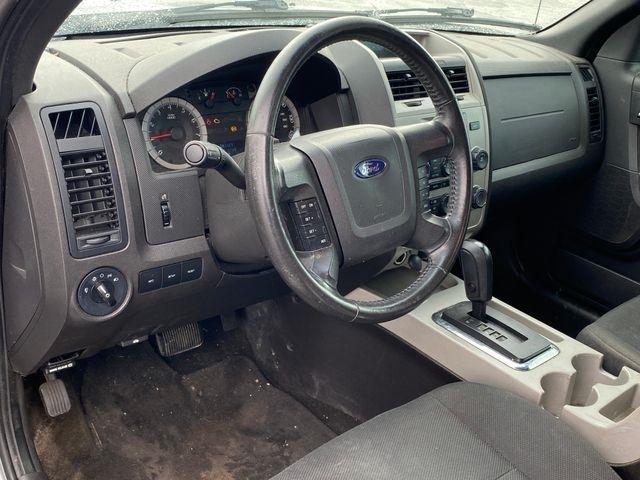 Ford Escape XLT 4WD I4 2009