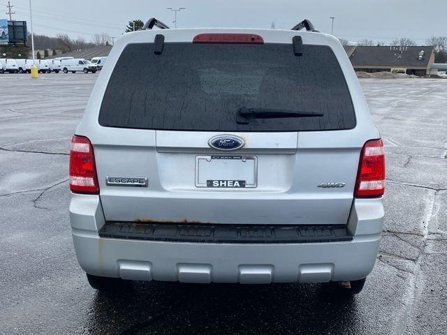 Ford Escape XLT 4WD I4 2009