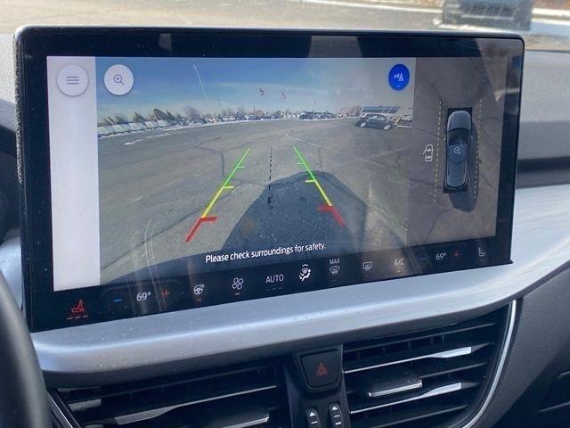 Ford Escape Platinum AWD 2023