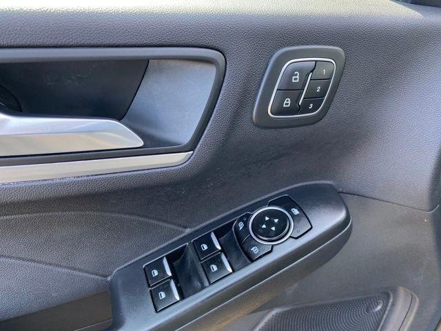 Ford Escape Platinum AWD 2023