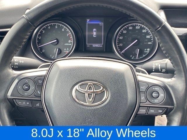 Toyota Camry SE 2023