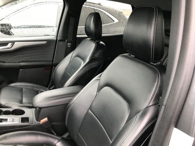 Ford Escape Platinum AWD 2023