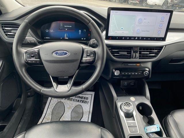 Ford Escape Platinum AWD 2023