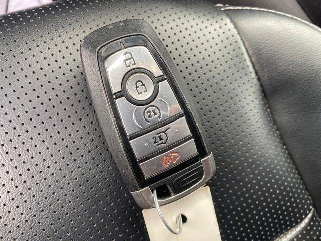 Ford Escape Platinum AWD 2023