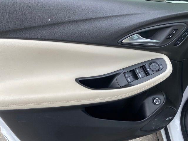 Buick Encore GX Avenir AWD 2024