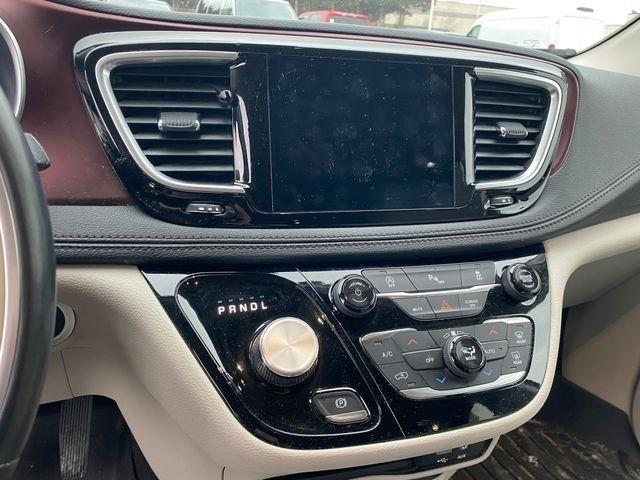 Chrysler Pacifica Limited 2019