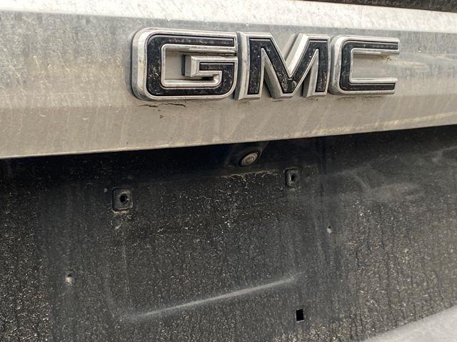 GMC Yukon Denali 4WD 2024