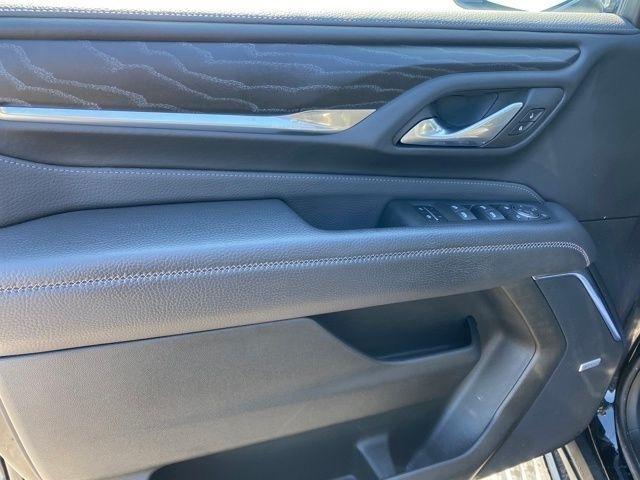 GMC Yukon Denali 4WD 2024