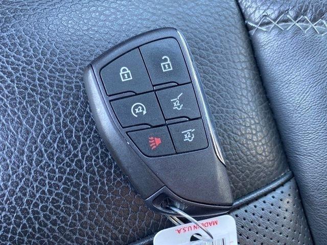 GMC Yukon Denali 4WD 2024