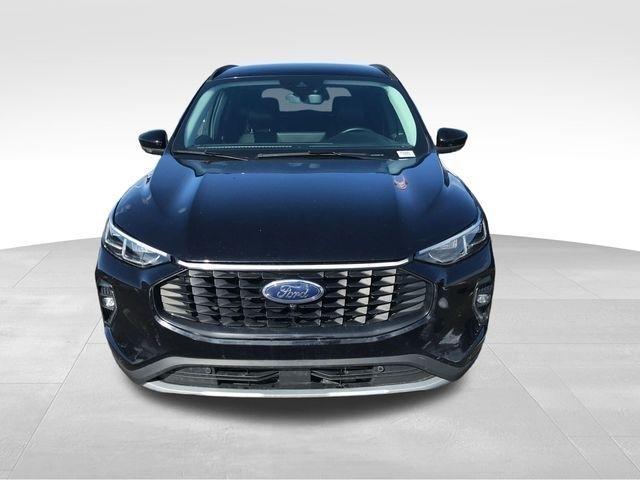 Ford Escape Platinum AWD 2023