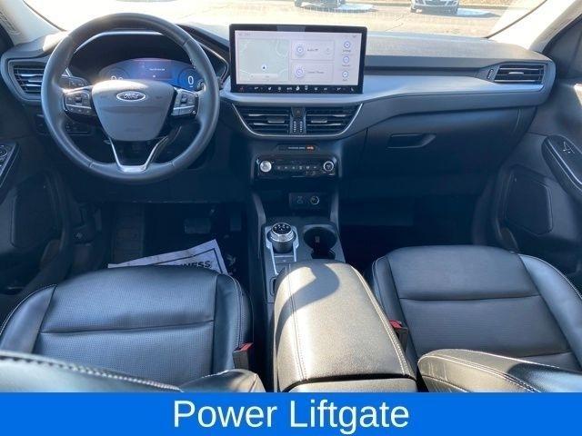 Ford Escape Platinum AWD 2023