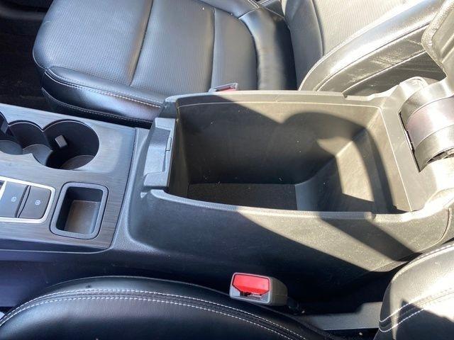 Ford Escape Platinum AWD 2023