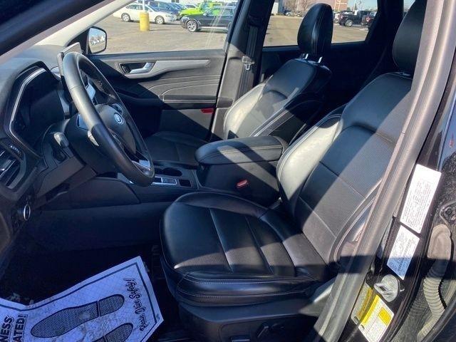 Ford Escape Platinum AWD 2023