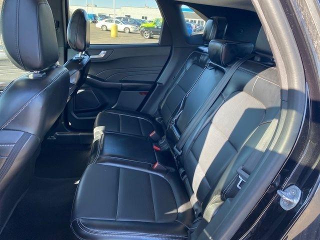 Ford Escape Platinum AWD 2023