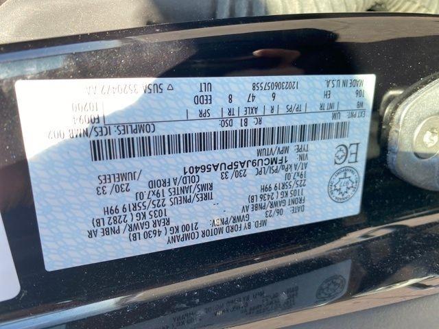 Ford Escape Platinum AWD 2023