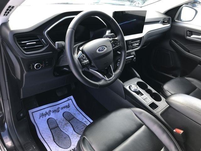 Ford Escape Platinum AWD 2023