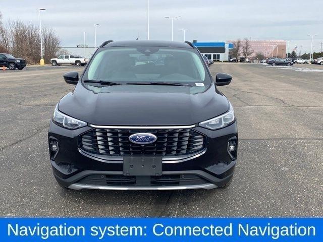 Ford Escape Platinum AWD 2023