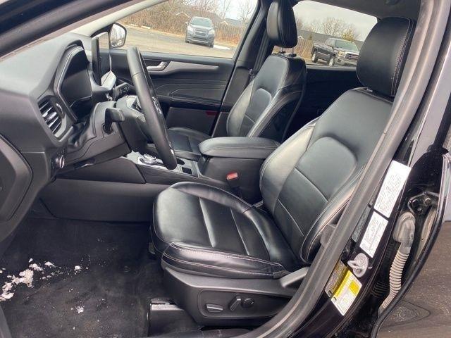 Ford Escape Platinum AWD 2023