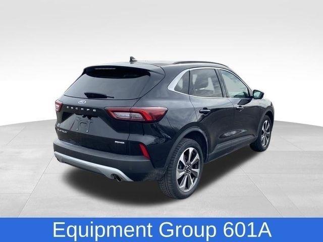 Ford Escape Platinum AWD 2023