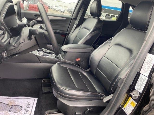 Ford Escape Platinum AWD 2023