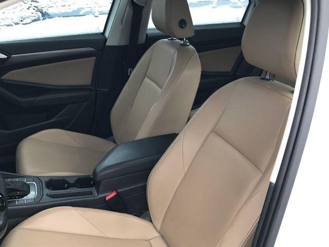 Volkswagen Jetta 1.4T SEL 8A 2019