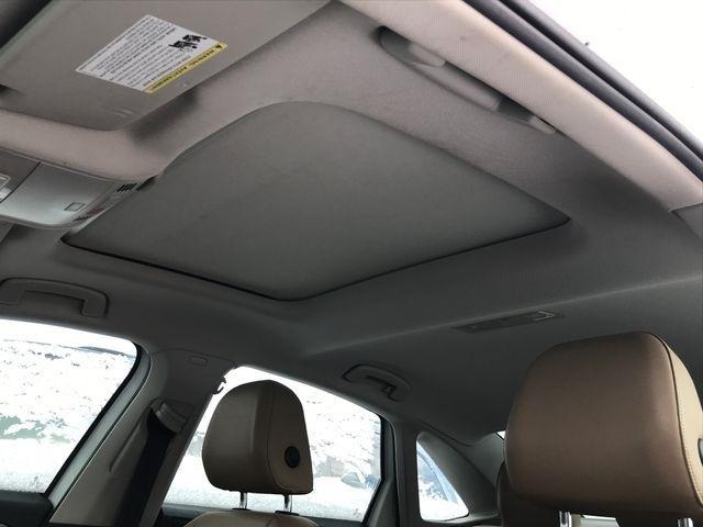 Volkswagen Jetta 1.4T SEL 8A 2019