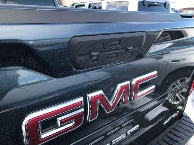GMC Sierra 1500 AT4 Crew Cab Long Box 4WD 2020