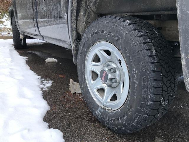 GMC Sierra 1500 Base Long Box 4WD 2015