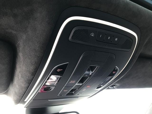 Audi A8 L 4.0T quattro 2017