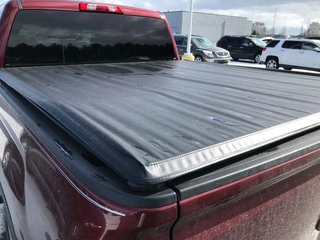 GMC Sierra 1500 SLT Crew Cab Long Box 4WD 2016