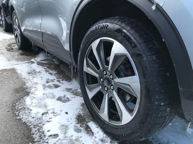 Ford Escape Platinum AWD 2023