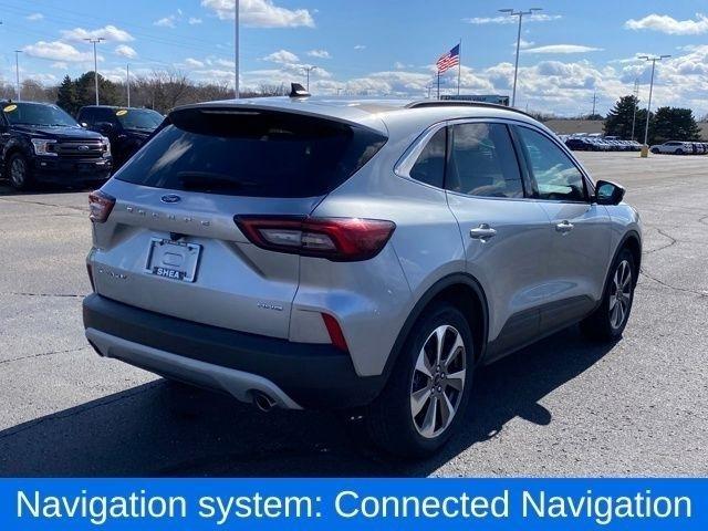 Ford Escape Platinum AWD 2023