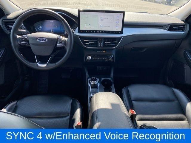 Ford Escape Platinum AWD 2023