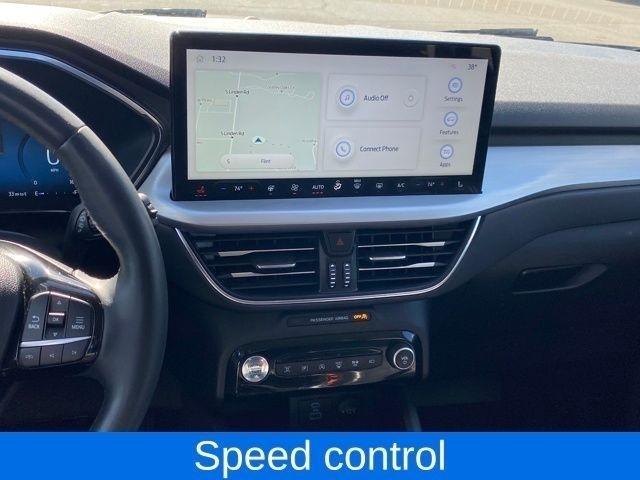 Ford Escape Platinum AWD 2023