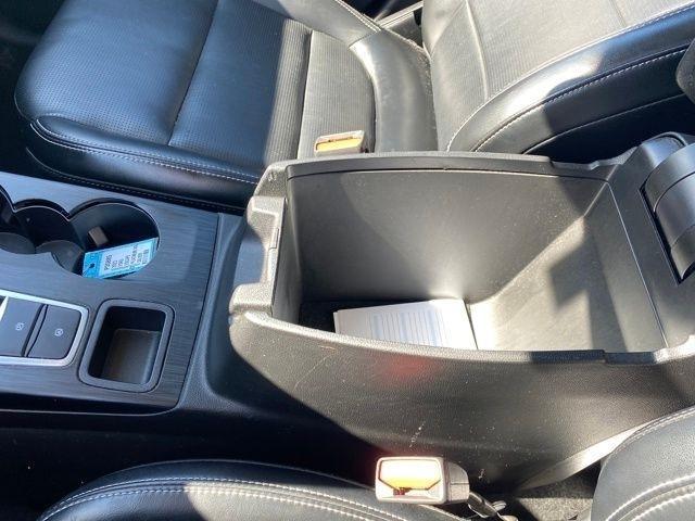 Ford Escape Platinum AWD 2023