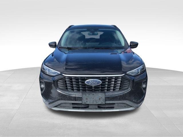 Ford Escape Platinum AWD 2023