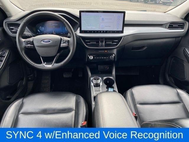 Ford Escape Platinum AWD 2023