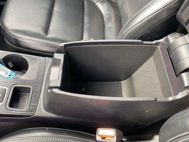 Ford Escape Platinum AWD 2023