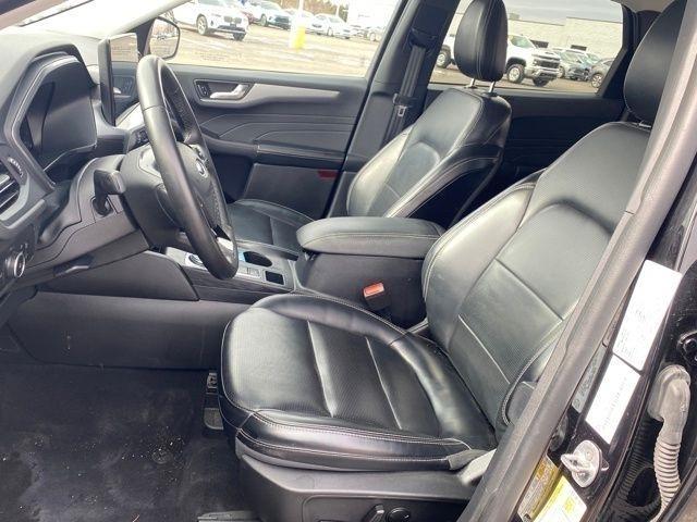 Ford Escape Platinum AWD 2023