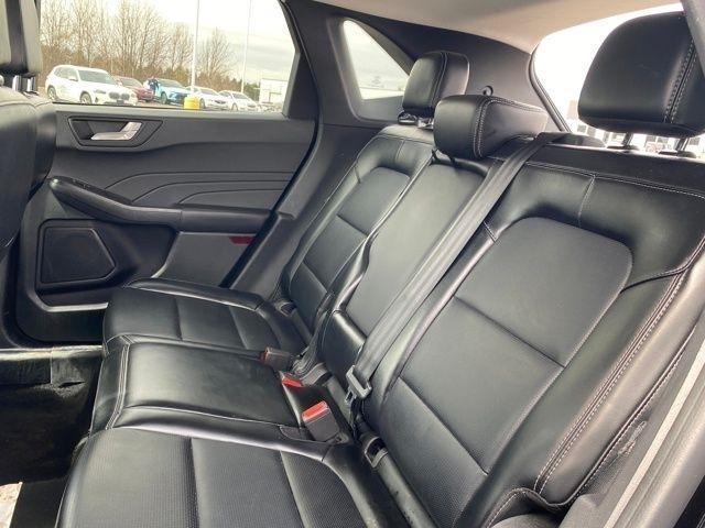 Ford Escape Platinum AWD 2023