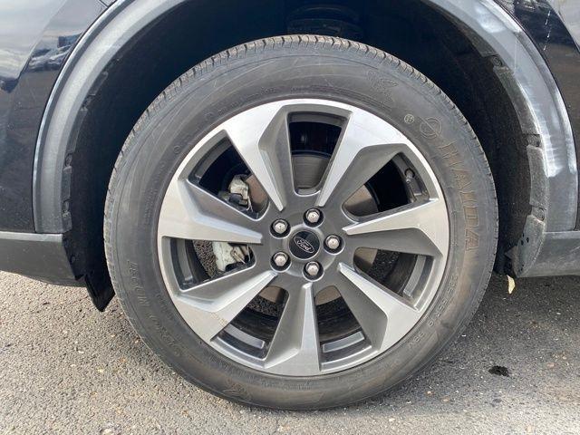 Ford Escape Platinum AWD 2023