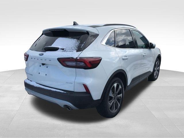 Ford Escape Platinum AWD 2024